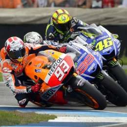 Marquez lidera el primer día en Australia