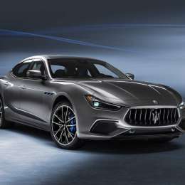 El renovado Ghibli es el primer híbrido de Maserati en 106 años