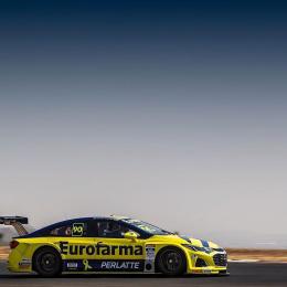 Serra y Mauricio, vencedores en la primera fecha del Stock Car