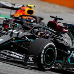Mercedes mantiene el negro para el próximo año