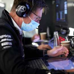 El Mercedes W11 ya saltó a la pista en Silverstone