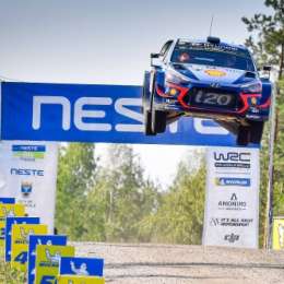 Hyundai le renovó el contrato a Thierry Neuville