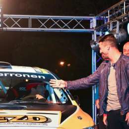 Abandono para López, victoria para el Campeón