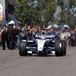 El día que Pechito López giró con un F1 en los 200 Kilómetros