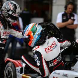 Pechito entrenó en París