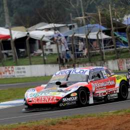Pezzucchi, el más rápido del primer entrenamiento