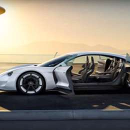 PORSCHE PRETENDE QUE LA MITAD DE SU PRODUCCIÓN SEA AUTOS ELÉCTRICOS