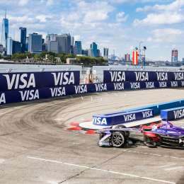Bird logró la pole para la segunda carrera en New York