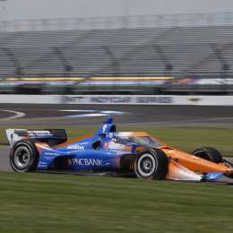 IndyCar arrancó con victoria de Scott Dixon