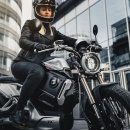 SuperSOCO: primer concesionario oficial de movilidad eléctrica 