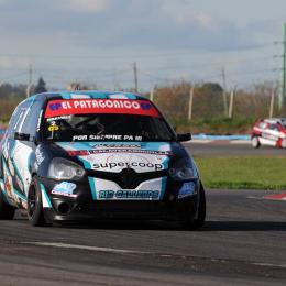 Con un ritmo demoledor, Martínez repitió victoria en la Clase 3