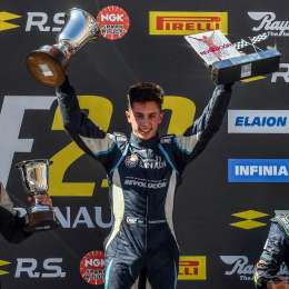 El toque entre Polakovich y Martínez a bordo