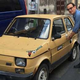 Un Fiat 126 de regalo para Tom Hanks
