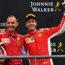 Vettel en el podio de los más ganadores de la historia