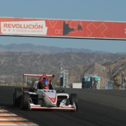 Vezzaro, poleman de la Fórmula Renault 2.0 en San Juan