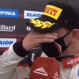 La emoción de Vivian luego de ganar la carrera clasificatoria