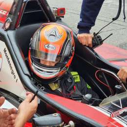 El Croizet Racing completó una prueba en Buenos Aires