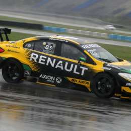 Ardusso expuso la recuperación de Renault con la pole position