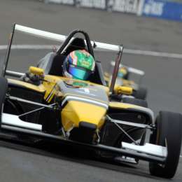 Moggia tuvo su regreso triunfal en la Fórmula Renault 2.0