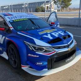 Chevrolet puso en pista el nuevo Cruze de Canapino