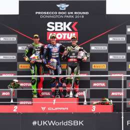 WorldSBK: sorpresivo doblete de Van der Mark en Donington Park
