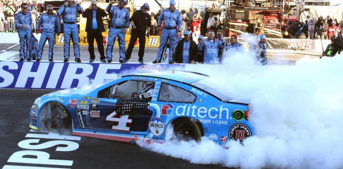 Harvick ganó en New Hampshire