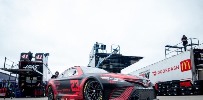 Nascar prueba el auto nuevo