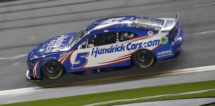 Kyle Larson larga en pole la Daytona 500