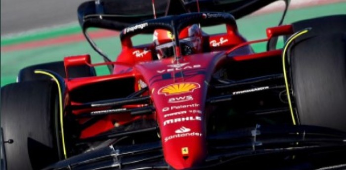 Ferrari comenzó al frente