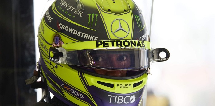 Hamilton cambió el casco por Russell