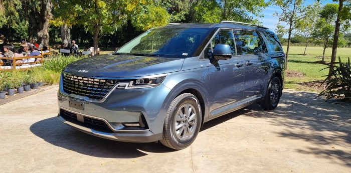 La nueva Kia Carnival ya está en Argentina