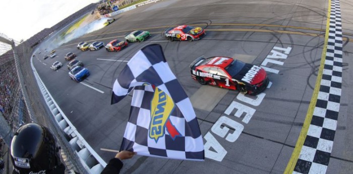 Nascar: Chastain gana en Talladega