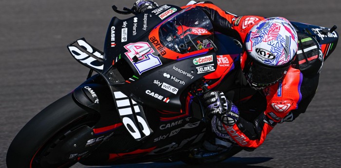 "1-2" de Aprilia en Barcelona