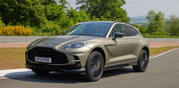 Aston Martin DBX707: el SUV con potencia para carreras