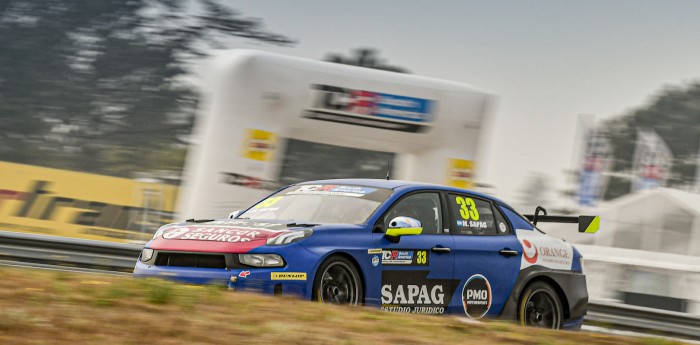 TCR South America: Sapag tuvo su bautismo triunfal en Uruguay