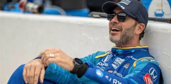 Jimmie Johnson tiene el apoyo para seguir en 2023