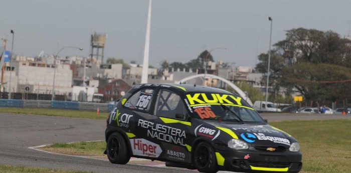 Turismo Pista: Garbiglia consiguió un nuevo triunfo en la Clase 2