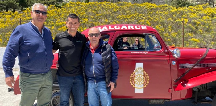 Ricardo Juncos y su equipo recorren el autódromo Fangio