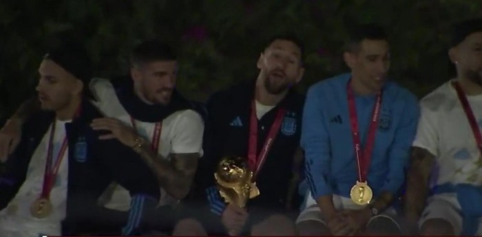 El imprevisto que asustó a todos en los festejos de la Selección Argentina