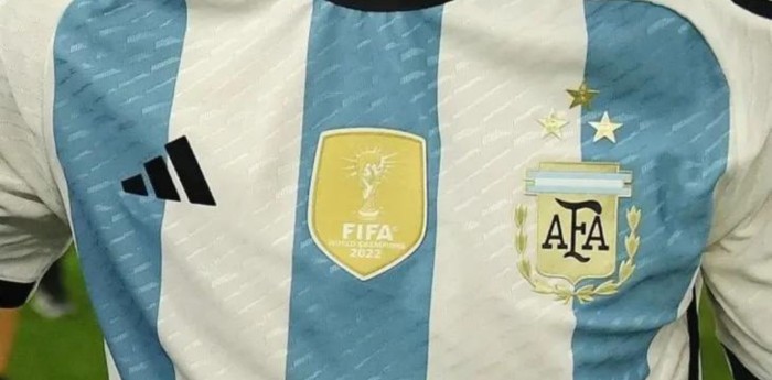 Siguen los récords: la nueva camiseta de la Selección Argentina se agotó en menos de dos horas