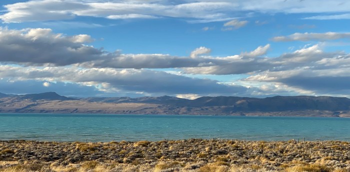 Misterio en El Calafate: un hombre desapareció en el Lago Argentino y la Prefectura continúa buscándolo