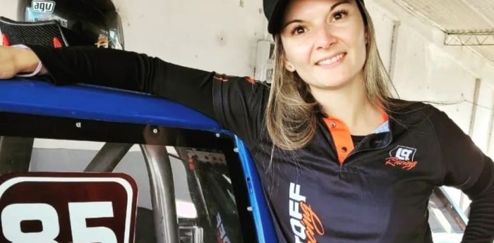 Natalí Ecalle, primera mujer en la categoría Uno Competizione de Córdoba