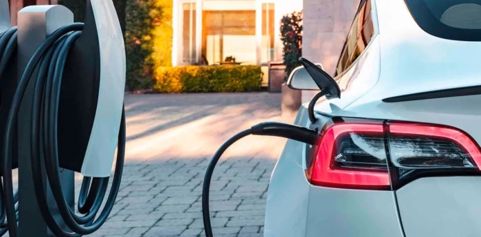 Autos eléctricos: ¿Dónde están los nuevos cargadores para llegar a la Costa?