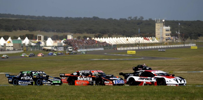 Un importante piloto de TC compartió un asado con uno de los campeones del mundo