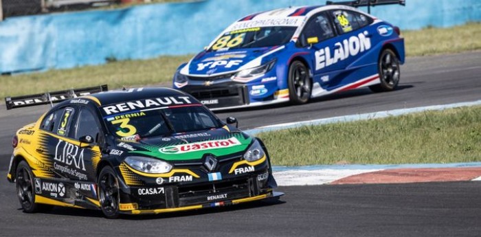 TC2000: el tremendo mano a mano entre Canapino y Pernía en Rosario