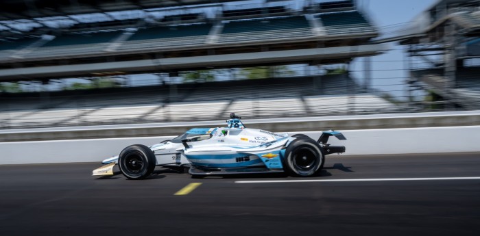 IndyCar: Canapino afina los detalles, mirá su simulacro de clasificación