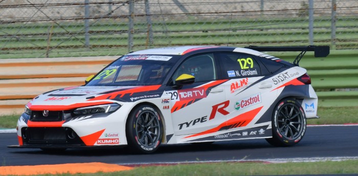 Néstor Girolami fue octavo en la clasificación del TCR World Tour en Vallelunga