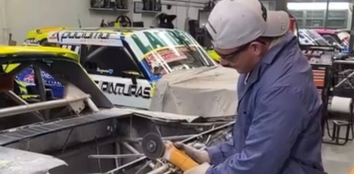 El piloto de TC que puso manos a la obra para reparar su Ford