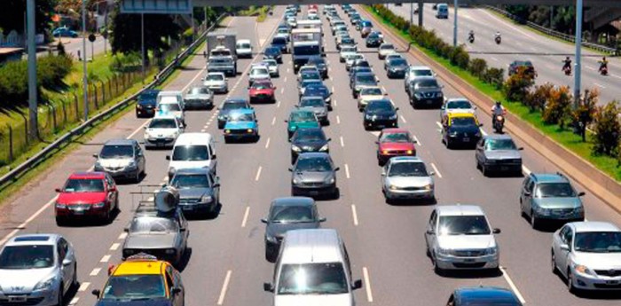 Lo que no puede faltar en el auto a la hora de viajar