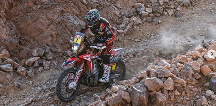 Benavides: “Seguiré adelante en el Dakar con la frente en alto”